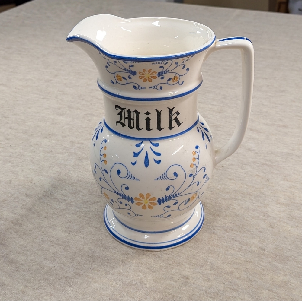 Royal Sealy Heritage Folk Art Milk Pitcher Vintage No Chips! Open Vase Ceramic